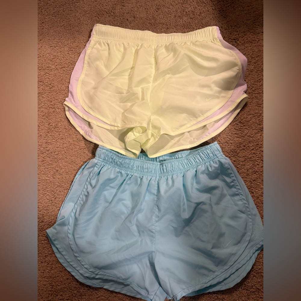 Nike Women's Yellow and Blue DriFit shorts